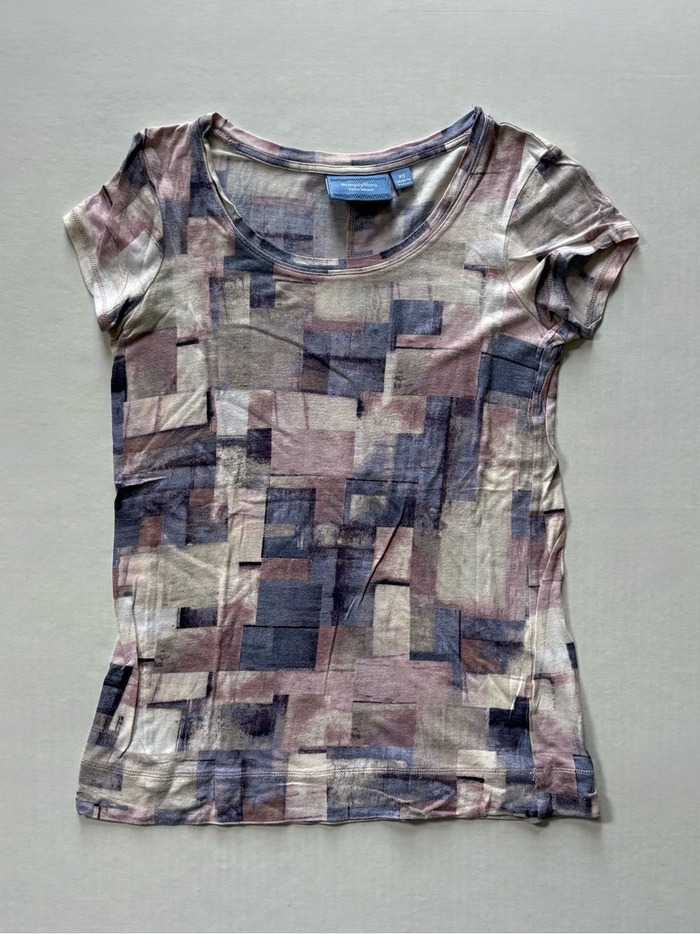 Simply Vera Vera Wang Scoop Neck Shirt Womens XS Blue Pink Beige Geometric Rayon - Picture 2 of 6